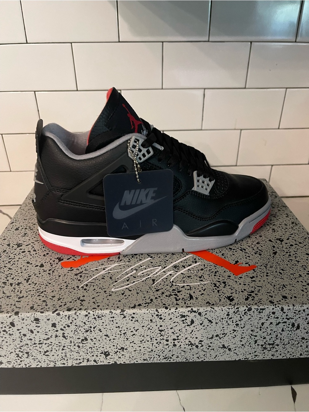 Men’s Retro 4 Bred Reimagined Size 7.